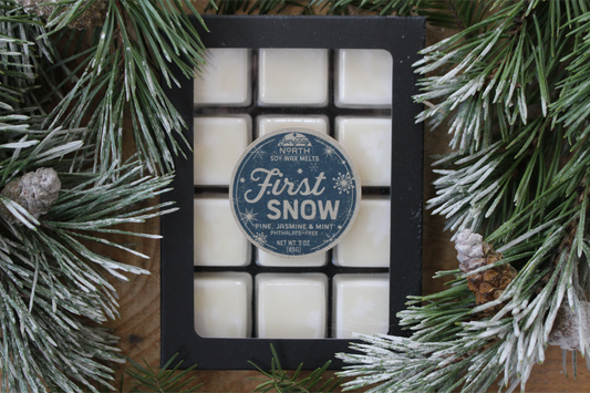 Everyday North Soy Wax Melts. First Snow. Pine, Jasmine and Mint. Phthalate Free. 3 oz. 80 grams. Decor Surrounding 12 Tray Wax Melt Undyed Black Box.